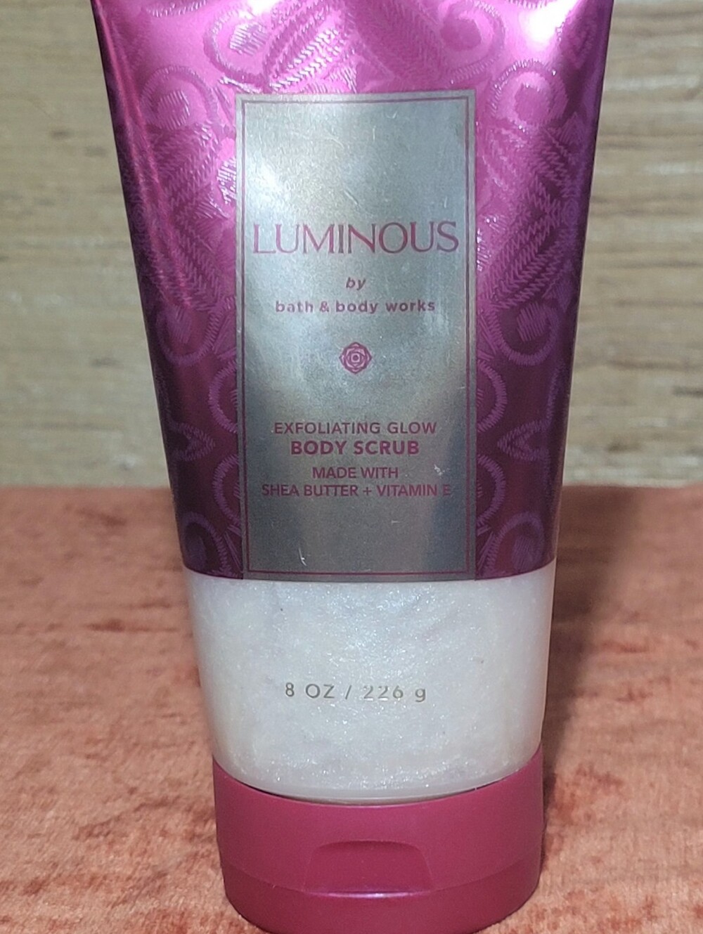 Luminous Exfoliating Glow Body Scrub Bath & Body Works New Rare
